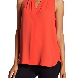 Vince Camuto Pleated V-Neck Tank XL Sleeveless NWT